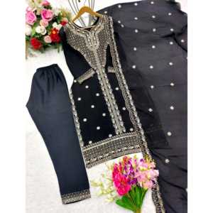 Beau haut pour femme et ensemble Dupatta pour les fêtes - Product Image 6