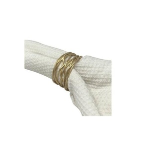 Anneaux de serviette en fer noir élégants, design croisé texturé, pour la restauration moderne, mariages, banquets, hôtels - Vente en gros - Product Image 3