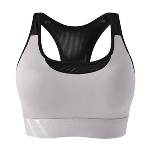 Soutien-gorge de sport bordeaux pour femme avec bordure noire et rayures argentées, soutien moyen pour l'entraînement - Product Image 5
