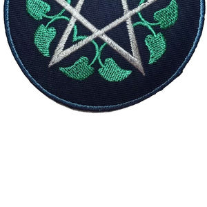 Écussons brodés personnalisés de qualité supérieure, motif feuille verte et étoile, légers, à coudre, fabriqués à la main, pour vêtements - Product Image 4