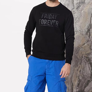 Sweat-shirt en coton chaud pour homme avec texture douce, idéal pour les journées fraîches et le confort quotidien - Product Image 2