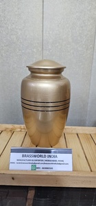 Urna de Aluminio Brassworld India para Cenizas Humanas, Capacidad de 220 Pulgadas Cúbicas, Estilo Americano BRU-7010, Diseños Personalizables, Garantía de 10 Años - Product Image 4