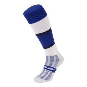Chaussettes de sport pour adultes en polyester/nylon tricoté, fines, respirantes, à compression, avec blocs de couleur, logo personnalisé et numéro du joueur sur le bord. - Product Image 3