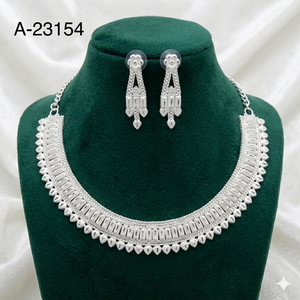 Juego de Joyería de Moda de Acero Inoxidable Chapado en Oro con Circonitas de MJ Kewelers, Aretes y Collar para Mujer, Regalo para Novia, Compromiso, Boda, Fiesta - Product Image 2