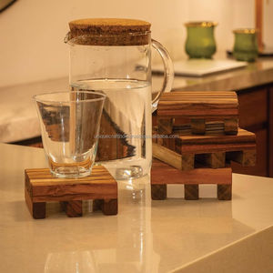 Juego de Posavasos Artesanal de Estilo Clásico, Elegantes Bases para Bebidas con Incrustaciones de Latón, Acabado Antiguo, Hecho de Madera de Mango de 5 mm - Product Image 2