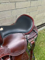 Silla de montar western premium hecha a mano para caballo, de cuero genuino repujado, para carreras de barriles, equitación de placer y ranch, cómoda