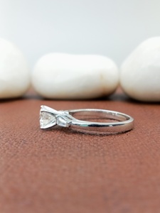 Bague de fiançailles et de mariage D'VINS JEWELS tendance en or rose avec diamant de laboratoire taille brillant, plaqué or blanc certifié - Product Image 3