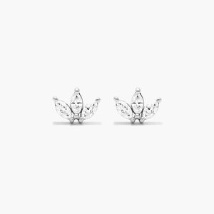 ต่างหูเม็ดเดี่ยวประดับเพชรรูปดอกบัวสีทองคำขาว14K - Product Image 1