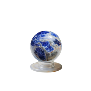 Sphère de cristal de sodalite bleue, boule de pierre précieuse polie, pierre naturelle, décoration pour la maison, cadeau - Product Image 1