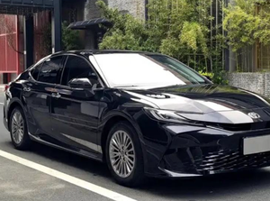 Voiture d'occasion Toyota Camry 2.0g essence E-CVT version luxe berline essence Camry en stock 2024 - Product Image 3