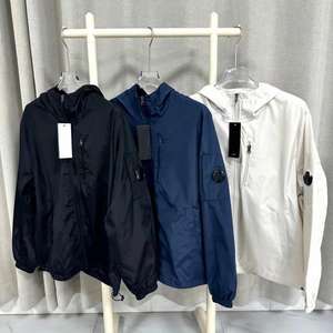 Chaqueta de Forro Polar con Capucha para Hombre, Versátil, Informal, para Otoño, con Cuello Alto, Cierre de Cremallera, Bolsillo Frontal, Ecológica, de Color Sólido y Corte Holgado - Product Image 1