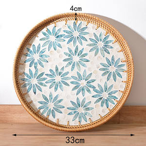 Regalo de San Valentín, Bandeja Redonda Tejida a Mano de Ratán y Conchas Marinas, Bandeja para Servir, Artesanía Vietnamita, Bandeja Decorativa, Bandejas de Almacenamiento - Product Image 2