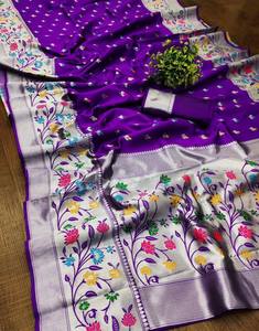 Purple Silk Saree With Floral Embroidery Border Traditional Indian Wedding Wear for Women Regular Fit <b>Floor</b> Length - Product Image 5