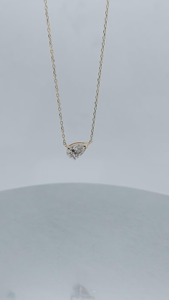 Collar con Colgante de Circonita Cúbica en Forma de Gota de Agua, Chapado en Oro de 18K, Estilo Minimalista, Cadena de Caja para Uso Diario, Joyería para Mujer - Product Image 2