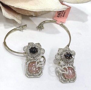 Boucles d'oreilles élégantes de haute qualité plaquées argent, effet scintillant, 2 en 1, détachables, pour femmes, pour un look de soirée, pour les occasions festives, tendance - Product Image 3