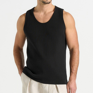 เสื้อกล้ามคอกลมถักสีดำสำหรับผู้ชาย เสื้อแขนกุดแบบลำลองสีพื้น - Product Image 1