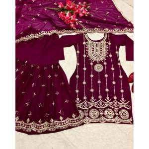 Ensemble de vêtements de soirée pour femmes avec un magnifique dupatta, un haut et une sarara - Product Image 2