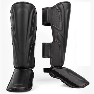 Protège-tibias personnalisés en cuir PU et EVA, ajustables, respirants, confortables et protecteurs pour le Muay Thai et le Kick Boxing - Product Image 1