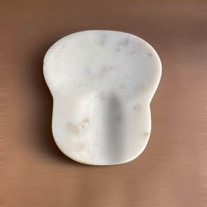 Repose-cuillère décoratif en marbre, veinage naturel unique, écologique, compatible lave-vaisselle, taille personnalisable pour une cuisine élégante - Product Image 2