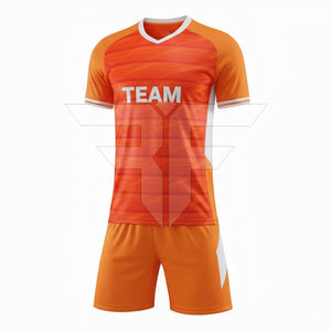 Maillots de football personnalisés avec logo imprimé, design OEM, séchage rapide, respirants, jaunes et verts, unisexes, très demandés - Product Image 1