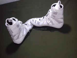 รองเท้ามวยข้อเท้าสูงน้ำหนักเบาสำหรับผู้ชาย, รองเท้าชกมวยสำหรับมืออาชีพปรับแต่งได้สไตล์มวยปล้ำหนังกันลื่น - Product Image 3