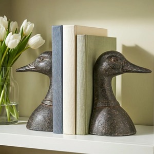 Metal Duck Bookends 2Pcs <b>Rustic</b> Sculptural Design Antique Weathered Finish for Home Office Decor - Product Image 5