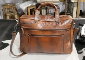 Sac d'affaires en cuir véritable, sac à bandoulière vintage pour ordinateur portable pour hommes - Product Image 2