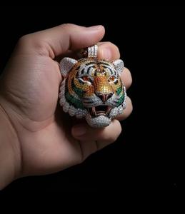 Pendentif Tête de Tigre Colorée en Moissanite, Bijou Charmant, Collier Statement pour Collection ou Cadeau - Product Image 2