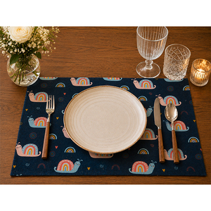 Mantel Individual de Algodón Azul Premium con Estampado Colorido de Caracoles y Arcoíris |   Lindo mantel individual estampado para mesa de comedor, para el hogar, mesa infantil - Product Image 1