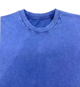 เสื้อยืดพิมพ์ลายโลโก้สไตล์วินเทจ 250 GSM ผ้าฝ้ายหนา 100% สีซีดแบบซันเฟด สตรีทแวร์ ล้างสีแบบแอซิดวอช ทรงโอเวอร์ไซส์ สวมใส่สบาย - Product Image 2