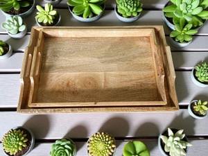 Juego de bandejas de servir rústicas portátiles y ligeras de madera de mango natural - Uso comercial para catering - Product Image 4