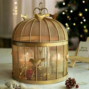 Panier de rangement moderne en métal noir avec poignées pour étagère de salle de bain et rangement domestique - Product Image 3