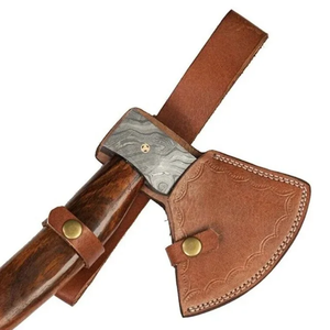 LEGACY BLADES Hache Tomahawk artisanale avec manche en bois, lame en acier forgé, fourreau en cuir, outil de survie en plein air - Product Image 3
