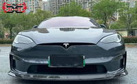 Kit carrosserie style V en carbone sec pour Tesla Model S : Lame de pare-chocs avant, jupes latérales, diffuseur arrière, garde-boue, capot et aileron arrière