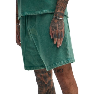 Pantalones cortos deportivos desgastados Vintage lavados con ácido para hombre, ropa informal para correr lavada de peso pesado con patrón sólido desteñido por el sol - Product Image 4