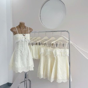 Robe longue vintage blanche en organza brodé, sans bretelles, coupe trapèze ajustée, respirante, pour soirée, col carré uni, taille haute - Product Image 1