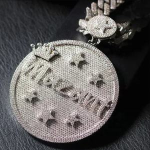 Colgante de Moissanita Personalizado con Incrustaciones de Diamantes, Chapado en Oro de 18K, Redondo, Estilo Hip Hop, Joyería de Moda para Fiestas - Product Image 2