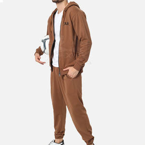 Survêtement haute performance en matière respirante avec ajustement sécurisé pour les séances actives - Product Image 4