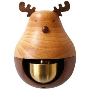 Campana de metal con acabado dorado rústico antiguo, con lazo de metal corrugado y cuerda de yute para colgar como adorno navideño en el árbol. - Product Image 3