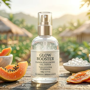 Tonique en gel éclaircissant à la papaye Glow Booster avec acide hyaluronique, exfoliant et hydratant pour femmes - Product Image 1