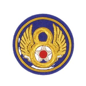 Badges en fil métallique de haute qualité, design tendance, personnalisables, avec attache à épingle de sûreté - Product Image 1