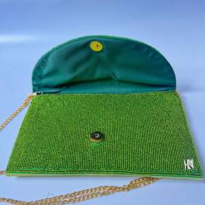 Sac à main de luxe moderne en lin brodé de perles, imperméable, fait main, pour femmes, idéal pour les fêtes, mariages et tenues traditionnelles - Product Image 4