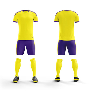 Ensemble d'uniformes de football pour garçons et hommes, maillot et short athlétiques à séchage rapide, vêtements confortables pour l'entraînement et les matchs de football - Product Image 6