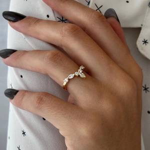 Bague de mariage en diamant taillé marquise et rond 0,60 TCW, bague de mariage incurvée, bague Art Déco en diamant de laboratoire - Product Image 6