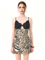 Robe moulante en denim naturel lavable et respirant à imprimé animalier avec dentelle drapée - Robe de soirée tendance pour les vacances - Collection SUMMER DAWN