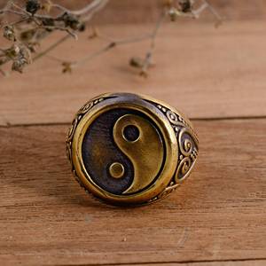 Anillo Vintage de Latón Yin Yang para Hombre y Mujer, Chapado en Oro de 14K, Ajustable, con Símbolo de Equilibrio Tai Chi y Feng Shui - Product Image 1
