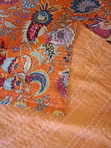 Couvre-lit imprimé floral et oiseaux, style bohème, moderne, toutes saisons, en denim patchwork, rembourrage en coton fait main, pour usage domestique - Product Image 3