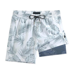 Short de bain homme personnalisé avec logo, taille mi-haute, anti-plis, imprimé, écologique, séchage rapide, confortable, en polyester/coton - Product Image 1