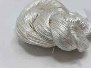 Fil de Soie de Mûrier 100% Pur, Fil de Soie Naturel Blanc Premium en Bobines pour Tissage, Tricot, Broderie, Crochet - Product Image 4