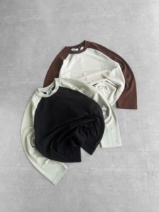 เสื้อยืดแขนยาววาฟเฟิลถักทรงแร็กแลน ผ้าริบเนื้อหนา อุ่นสบาย แขนเสื้อสองสีตัดกัน แบบเรียบง่าย สไตล์ลำลอง ขายดี - Product Image 2